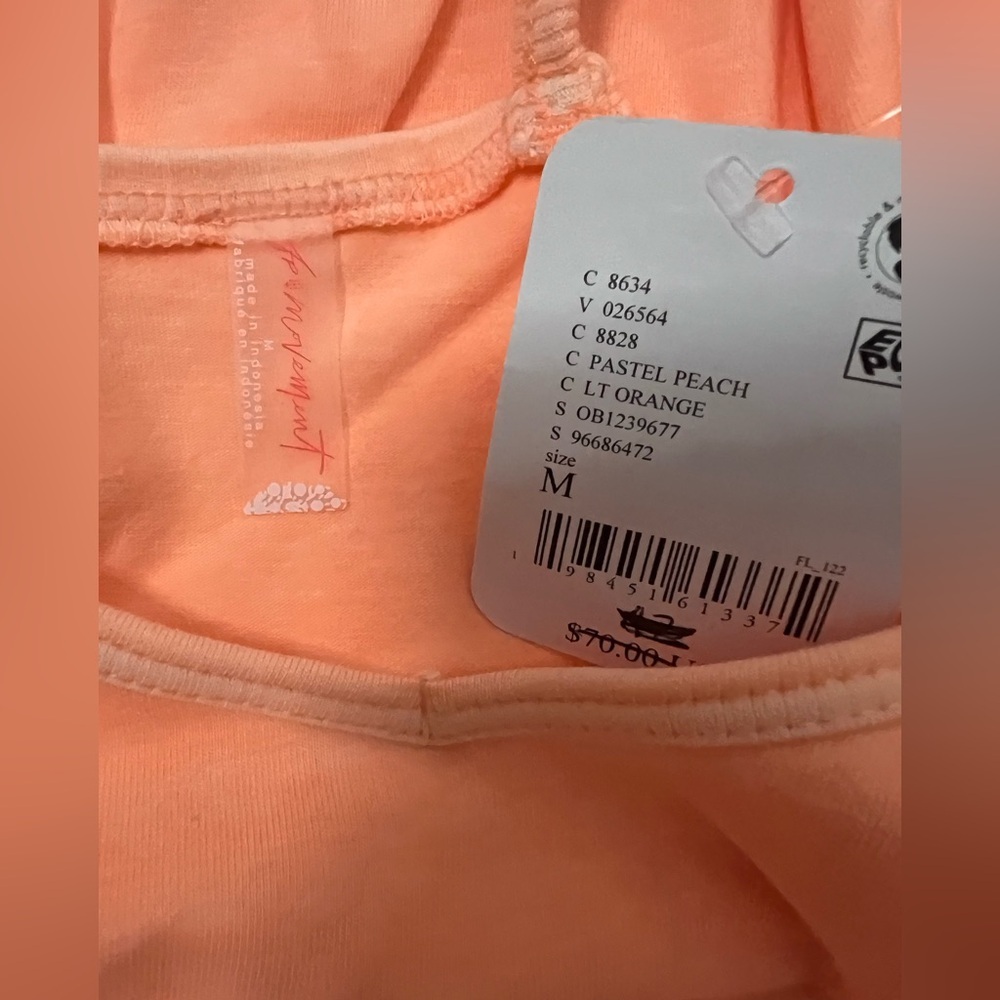 Free People Movement Hot Shot Onesie in Pastel Peach Size Small NWT - Picture 6 of 8